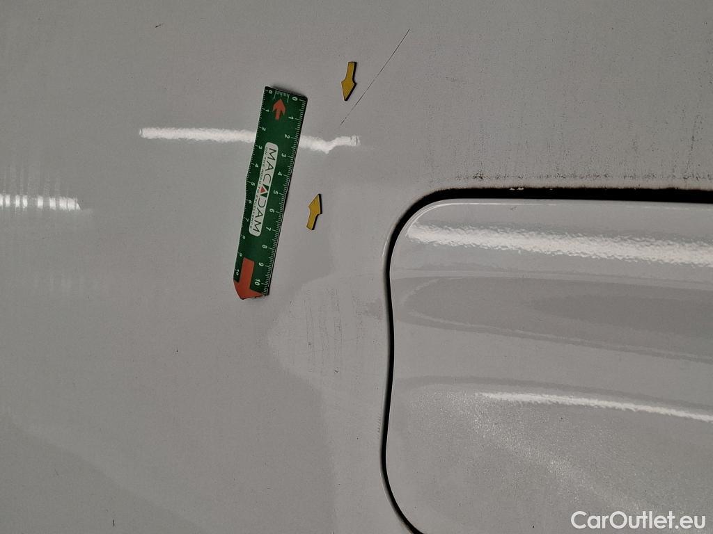  Citroen  Berlingo CITROEN  / 2018 / 4P / Fourgonnette M 1000kg PureTech 110 S&S BVM6 Driver #21