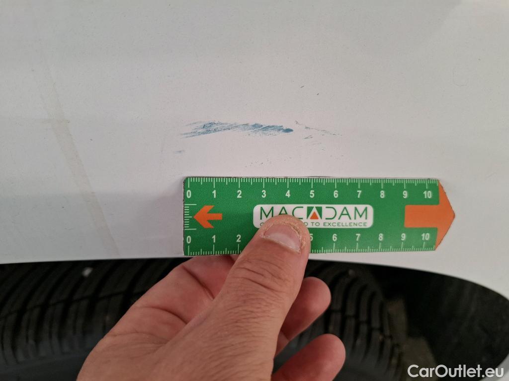  Citroen  Berlingo CITROEN  / 2018 / 4P / Fourgonnette M 1000kg PureTech 110 S&S BVM6 Driver #6