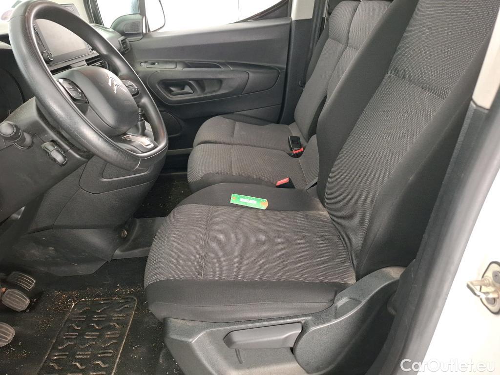  Citroen  Berlingo CITROEN  / 2018 / 4P / Fourgonnette M 1000kg PureTech 110 S&S BVM6 Driver #25