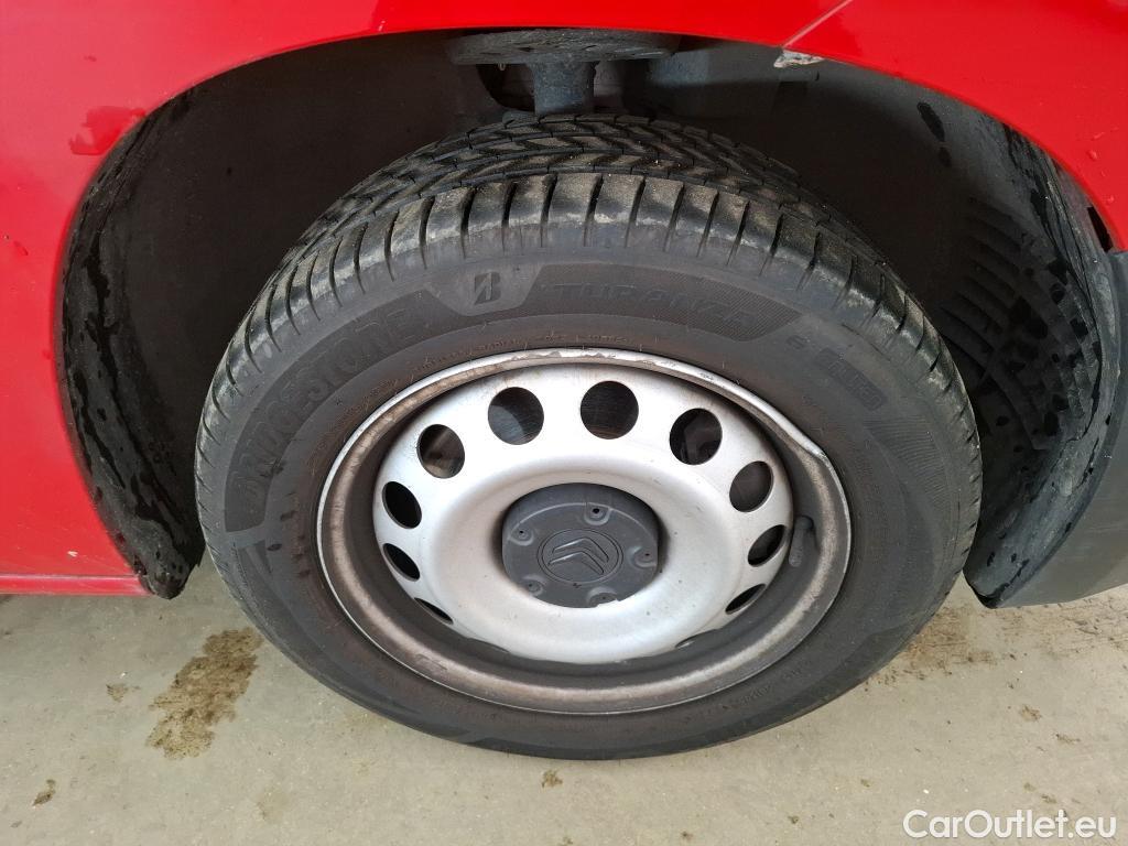  Citroen  Berlingo  Fourgon Driver M 650 1.2 PureTech 130CV BVA8 E6d #1