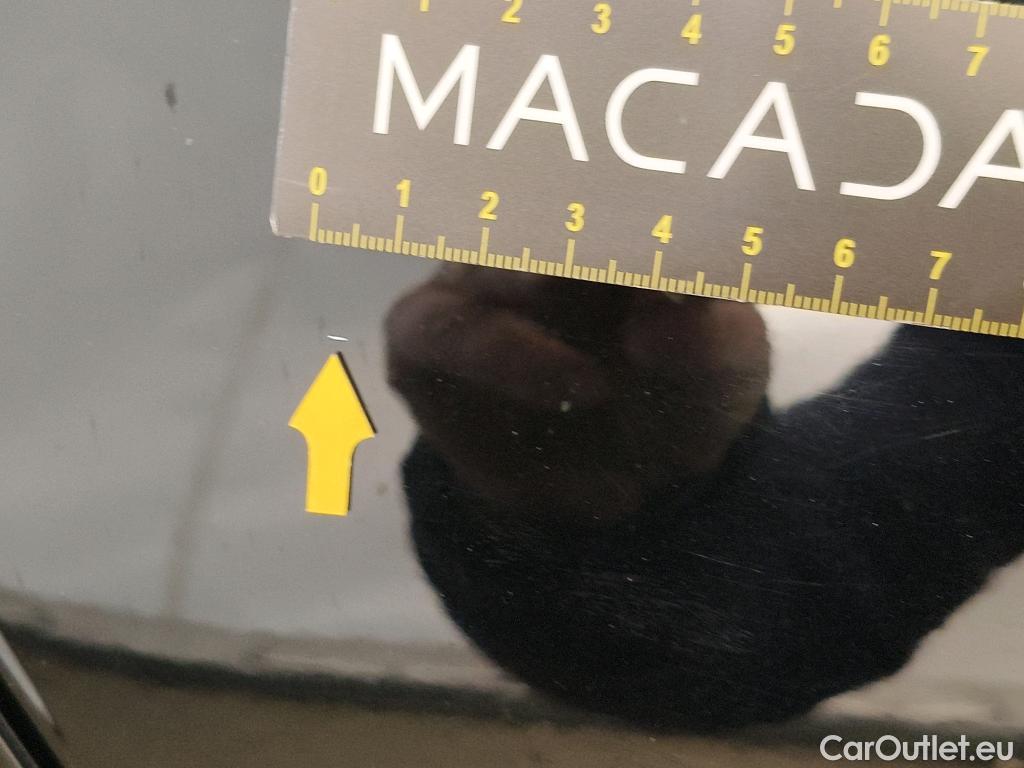  Peugeot  208  Affaire Premium Pack 1.2 80CV BVM5 E6dT #44