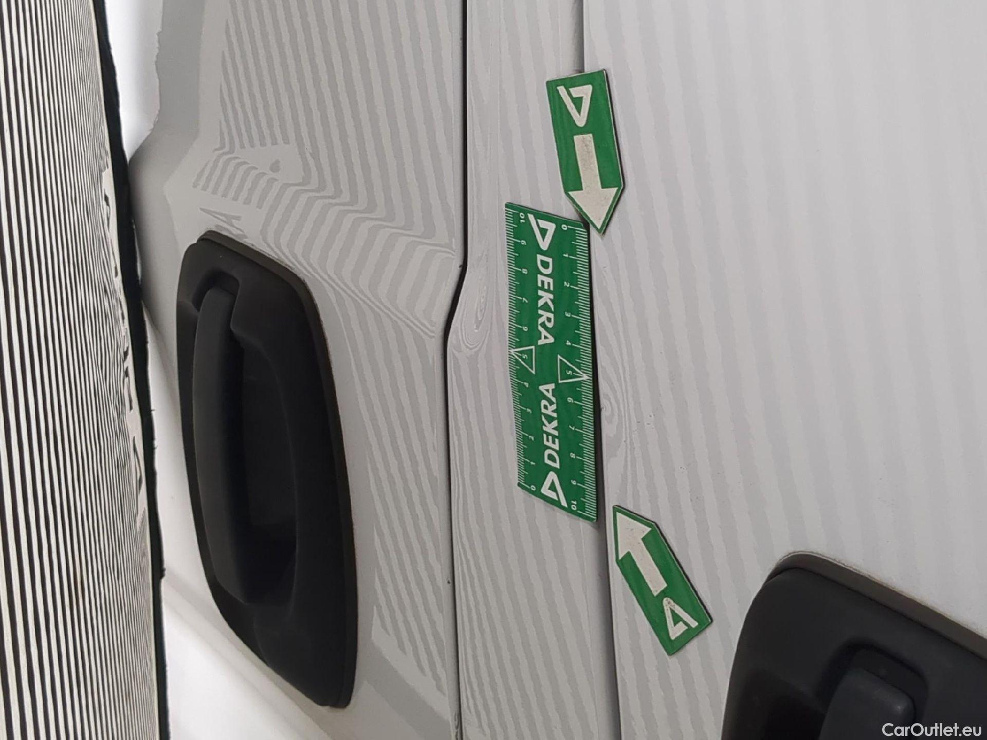  Citroen  Jumper  Fourgon Grand Volume 35 L3H3 Club BlueHDi 140 Start&Stop 2.2 BlueHDi 140CV BVM6 E6d #10