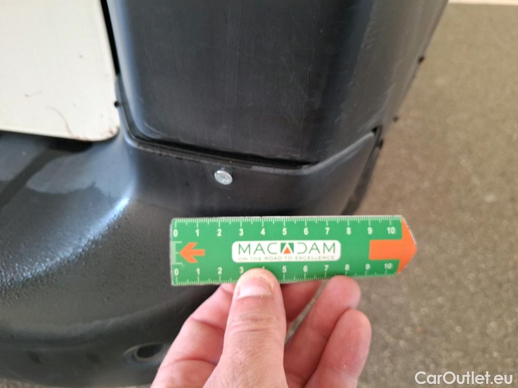  Citroen  Berlingo CITROEN  / 2018 / 4P / Fourgonnette M 1000kg PureTech 110 S&S BVM6 Driver #37