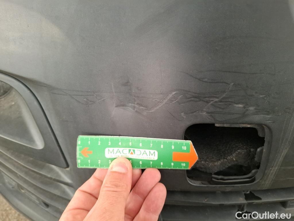  Citroen  Berlingo CITROEN  / 2018 / 4P / Fourgonnette M 1000kg PureTech 110 S&S BVM6 Driver #35