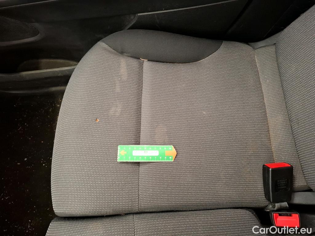  Citroen  Berlingo CITROEN  / 2018 / 4P / Fourgonnette M 1000kg PureTech 110 S&S BVM6 Driver #28