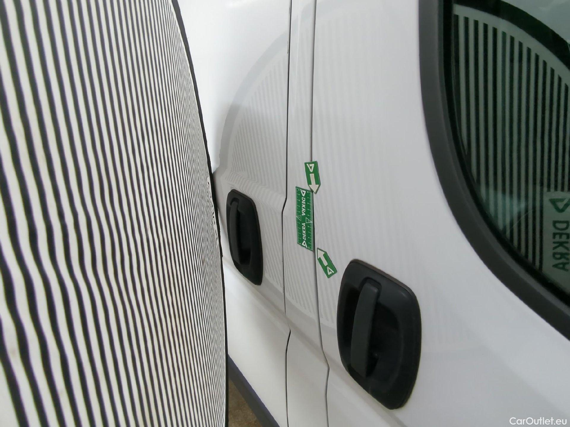  Citroen  Jumper  Fourgon Grand Volume 35 L3H3 Club BlueHDi 140 Start&Stop 2.2 BlueHDi 140CV BVM6 E6d #11