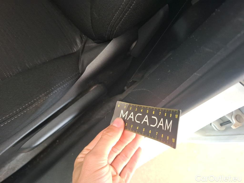  Peugeot  208 PEUGEOT  Affaire VU 5p Berline BlueHDi 75 PREMIUM PACK #30