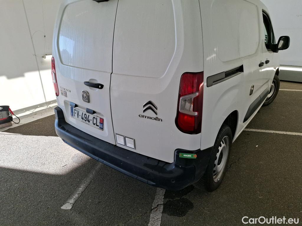  Citroen  Berlingo CITROEN  / 2018 / 4P / Fourgonnette M 1000kg PureTech 110 S&S BVM6 Driver #15