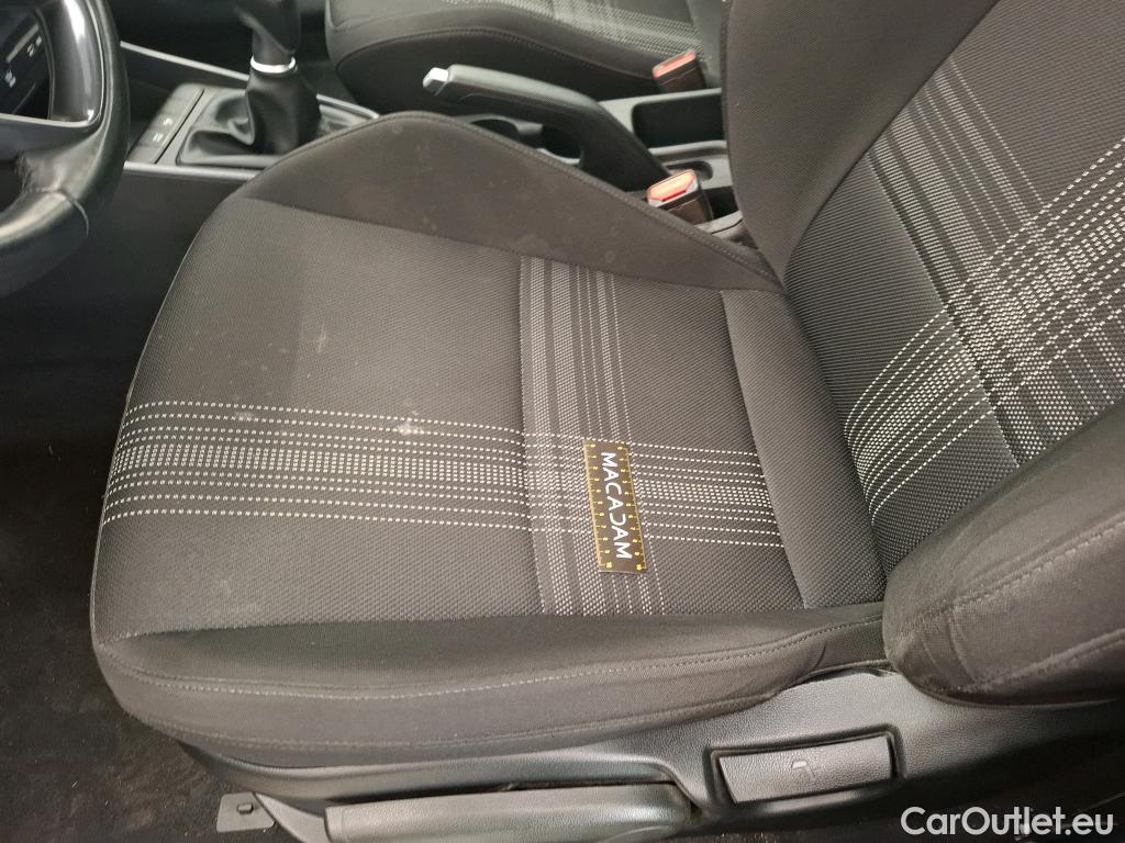  Hyundai  Bayon  / 2021 / 5P / SUV 1.0 T-GDI 100 HYBRID 48V INITIA / TRANSFO VP/VF #7