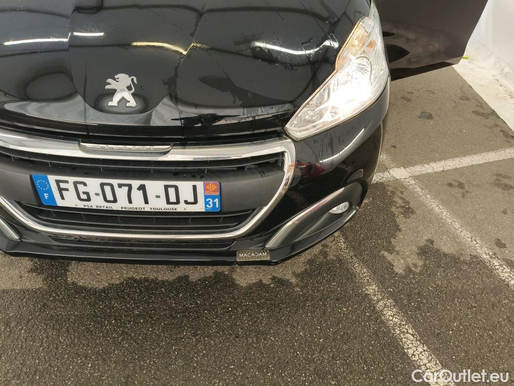  Peugeot  208  Affaire Premium Pack 1.2 80CV BVM5 E6dT #15