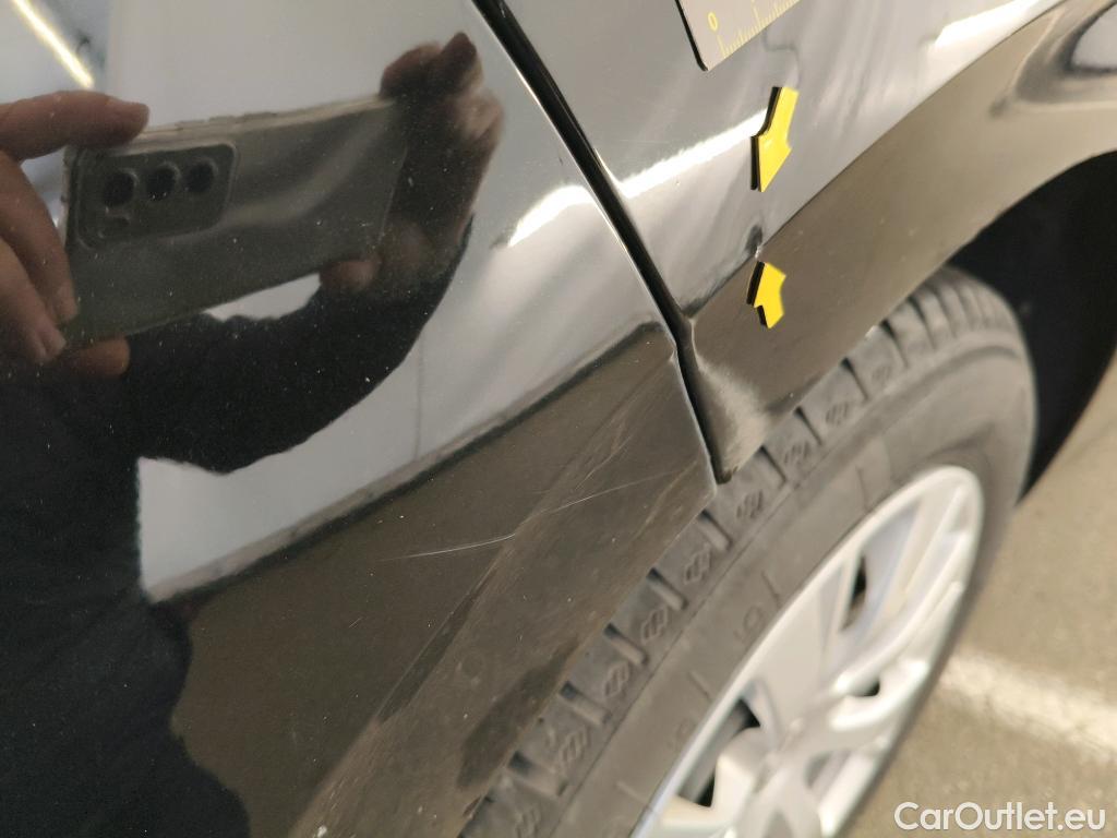  Peugeot  208  Affaire Premium Pack 1.2 80CV BVM5 E6dT #38