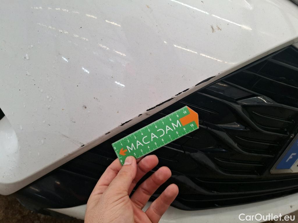  Toyota  Yaris  Hybride Affaires / 2017 / 5P / Berline 1.5 VVT-I HYBRID AUTO France Business #2