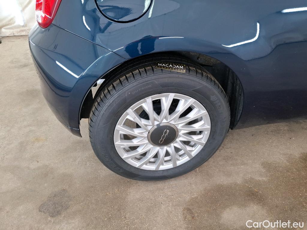  Fiat  500 FIAT   2015  3P  Berline Hybrid 10 BSG 70 ch Dolcevita #28