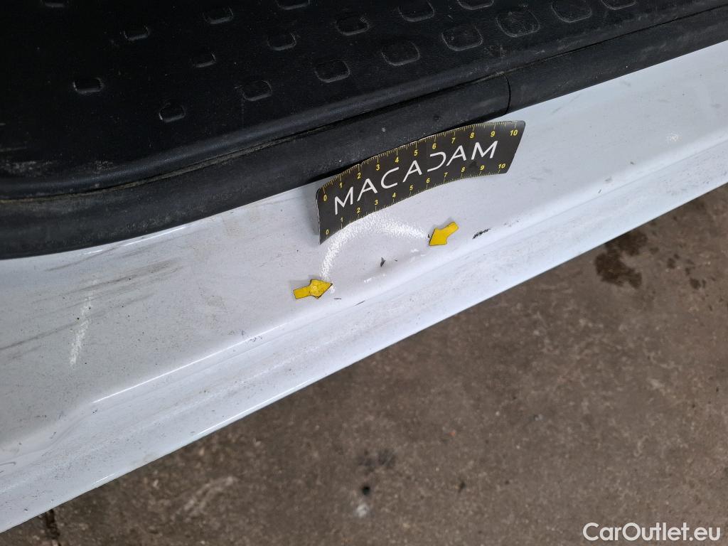  Renault  Trafic  / 2019 / 4P / Fourgon tole FG GCF L1H1 1000 Energy dCi 145 EDC (Ex 466H) / VH CHEZ TEA #16