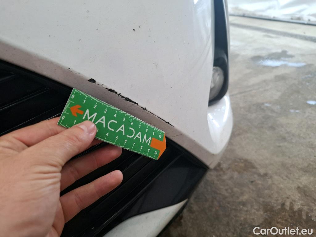  Toyota  Yaris  Hybride Affaires / 2017 / 5P / Berline 1.5 VVT-I HYBRID AUTO France Business #5