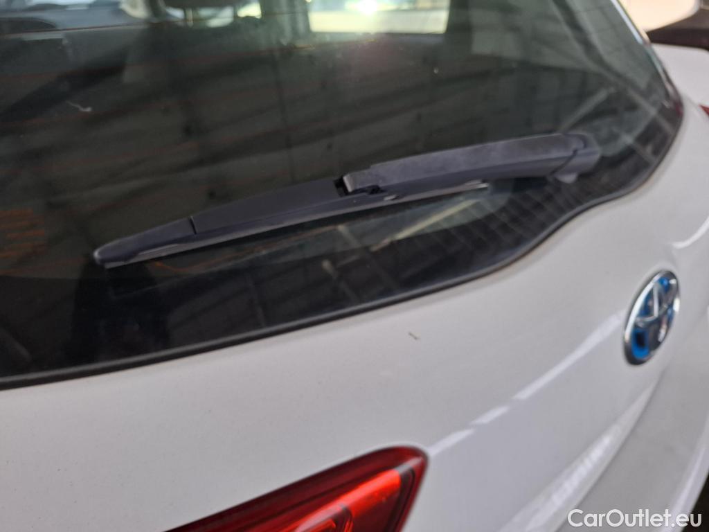  Toyota  Yaris  Hybride Affaires / 2017 / 5P / Berline 1.5 VVT-I HYBRID AUTO France Business #40