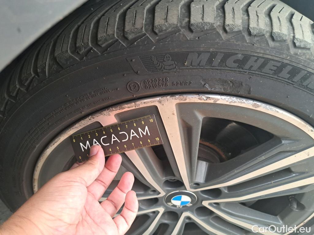  Bmw  Serie 1 BMW Série 1 / 2019 / 5P / Berline 116d DKG7 Business Design #9