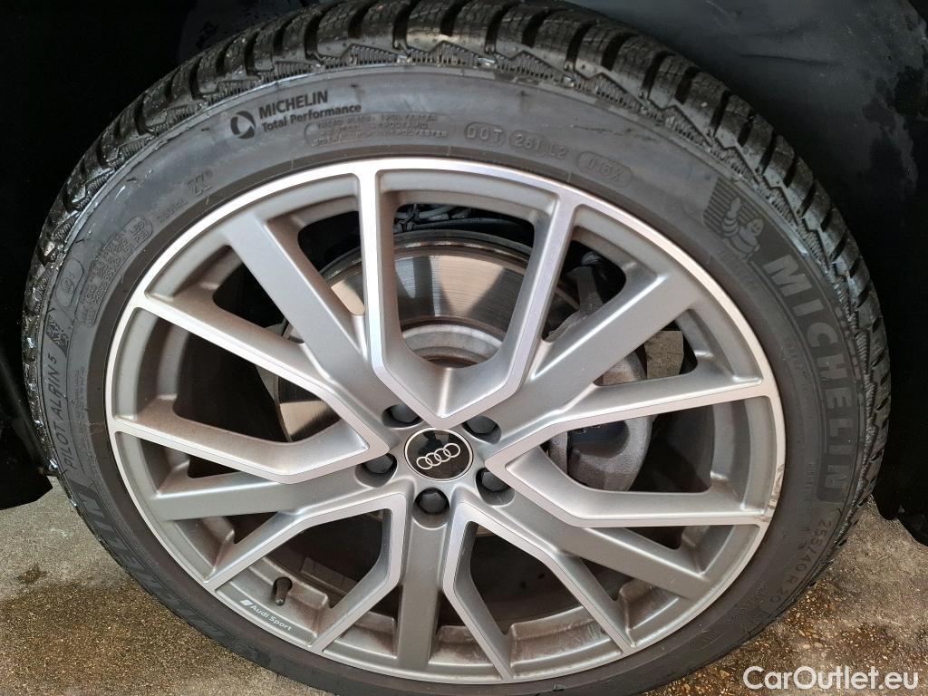  Audi  Q3 AUDI  Sportback / 2019 / 5P / SUV 45 TFSI E 245 S TRONIC S LINE #9