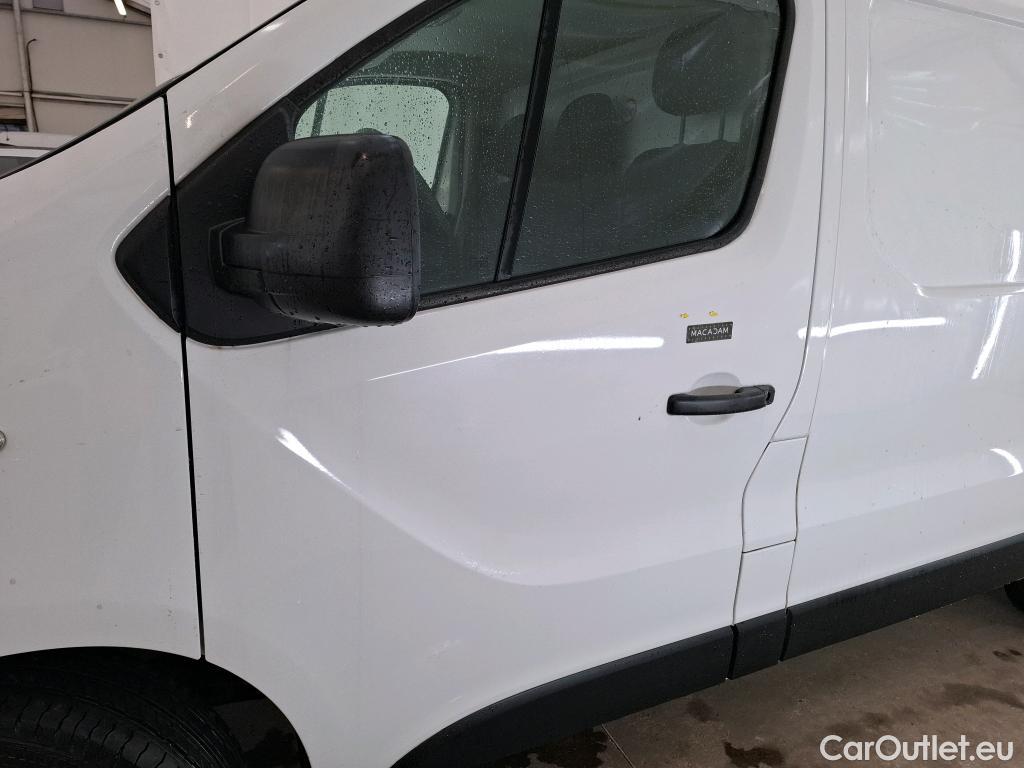  Renault  Trafic  / 2019 / 4P / Fourgon tole FG GCF L1H1 1000 Energy dCi 145 EDC (Ex 466H) / VH CHEZ TEA #17