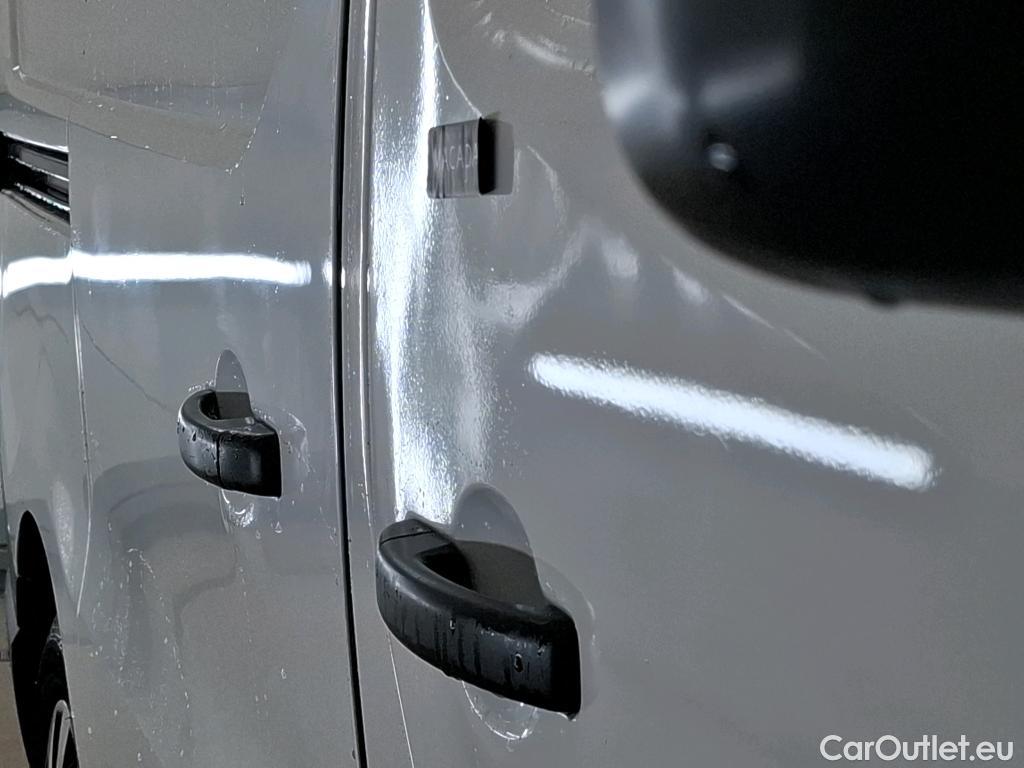  Renault  Trafic  / 2019 / 4P / Fourgon tole FG GCF L1H1 1000 Energy dCi 145 EDC (Ex 466H) / VH CHEZ TEA #9