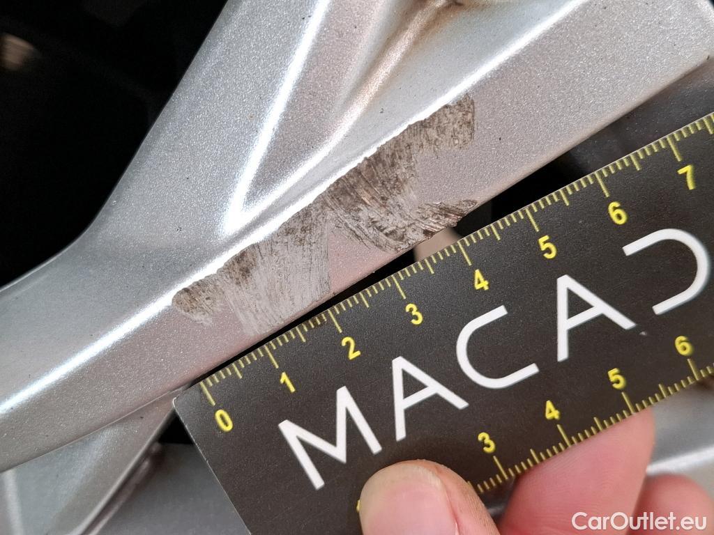  Fiat  500 FIAT   2015  3P  Berline Hybrid 10 BSG 70 ch Dolcevita #10