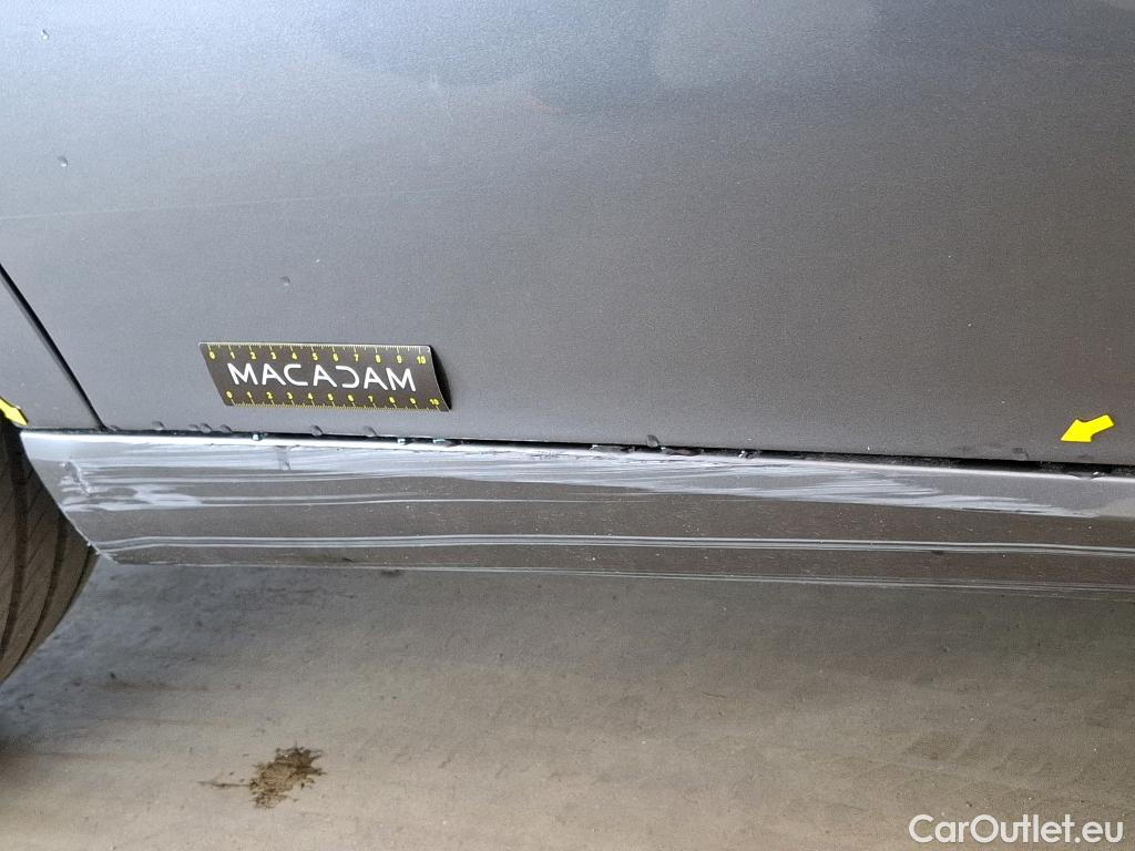  Mercedes  CLA-Klasse MERCEDES-BENZ CLA Coupe / 2019 / 4P / Coupé CLA 200 d Business Line BA8 #34