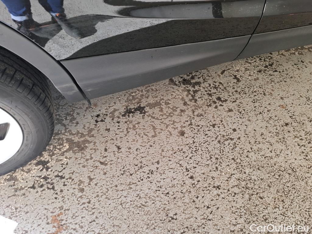  Nissan  Qashqai NISSAN  / 2017 / 5P / Crossover 1.5 DCI 115 DCT Business Edition #31