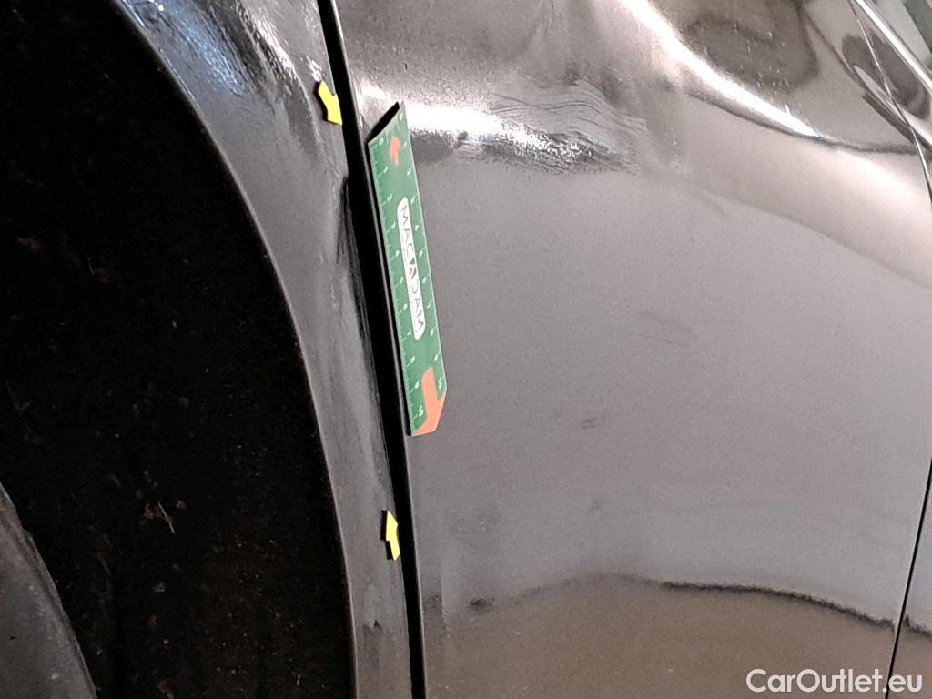  Ford  Focus FORD  / 2018 / 5P / Berline 5P - 1.5 EcoBlue 120 auto Trend Business #2