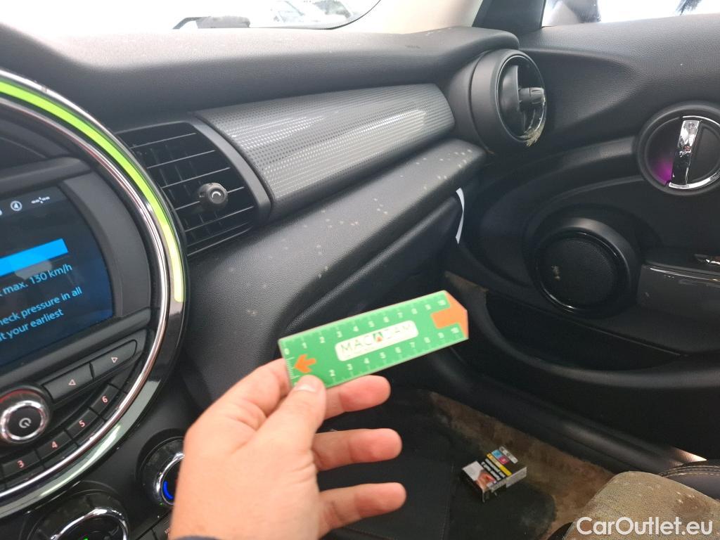  Mini  Mini   5p Berline Cooper Edition Heddon Street 136 ch BVA7 #31