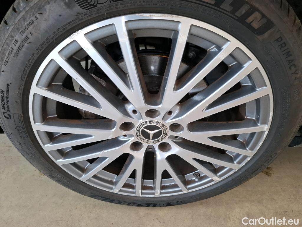  Mercedes  CLA-Klasse MERCEDES-BENZ CLA Coupe / 2019 / 4P / Coupé CLA 200 d Business Line BA8 #8