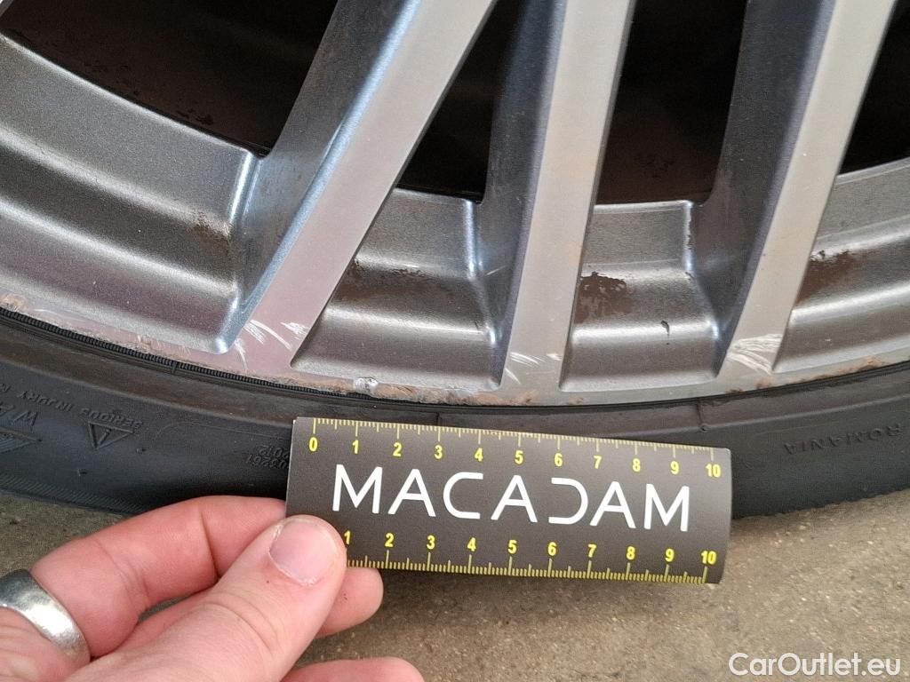  Mercedes  CLA-Klasse MERCEDES-BENZ CLA Coupe / 2019 / 4P / Coupé CLA 200 d Business Line BA8 #5