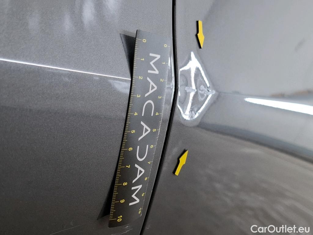  Mercedes  CLA-Klasse MERCEDES-BENZ CLA Coupe / 2019 / 4P / Coupé CLA 200 d Business Line BA8 #24