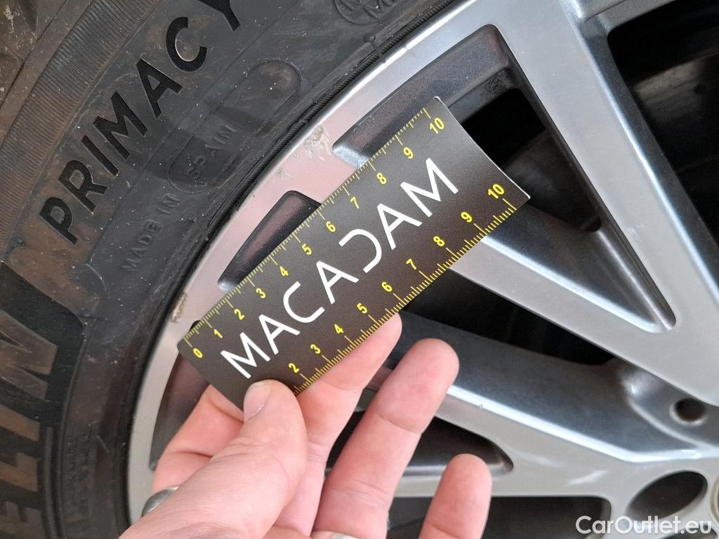  Mercedes  CLA-Klasse MERCEDES-BENZ CLA Coupe / 2019 / 4P / Coupé CLA 200 d Business Line BA8 #42