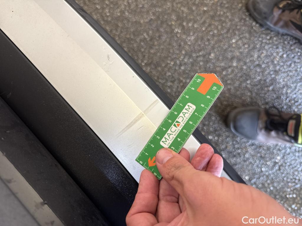  Peugeot  2008  Active Business 1.2 PureTech 130CV BVM6 E6d #9