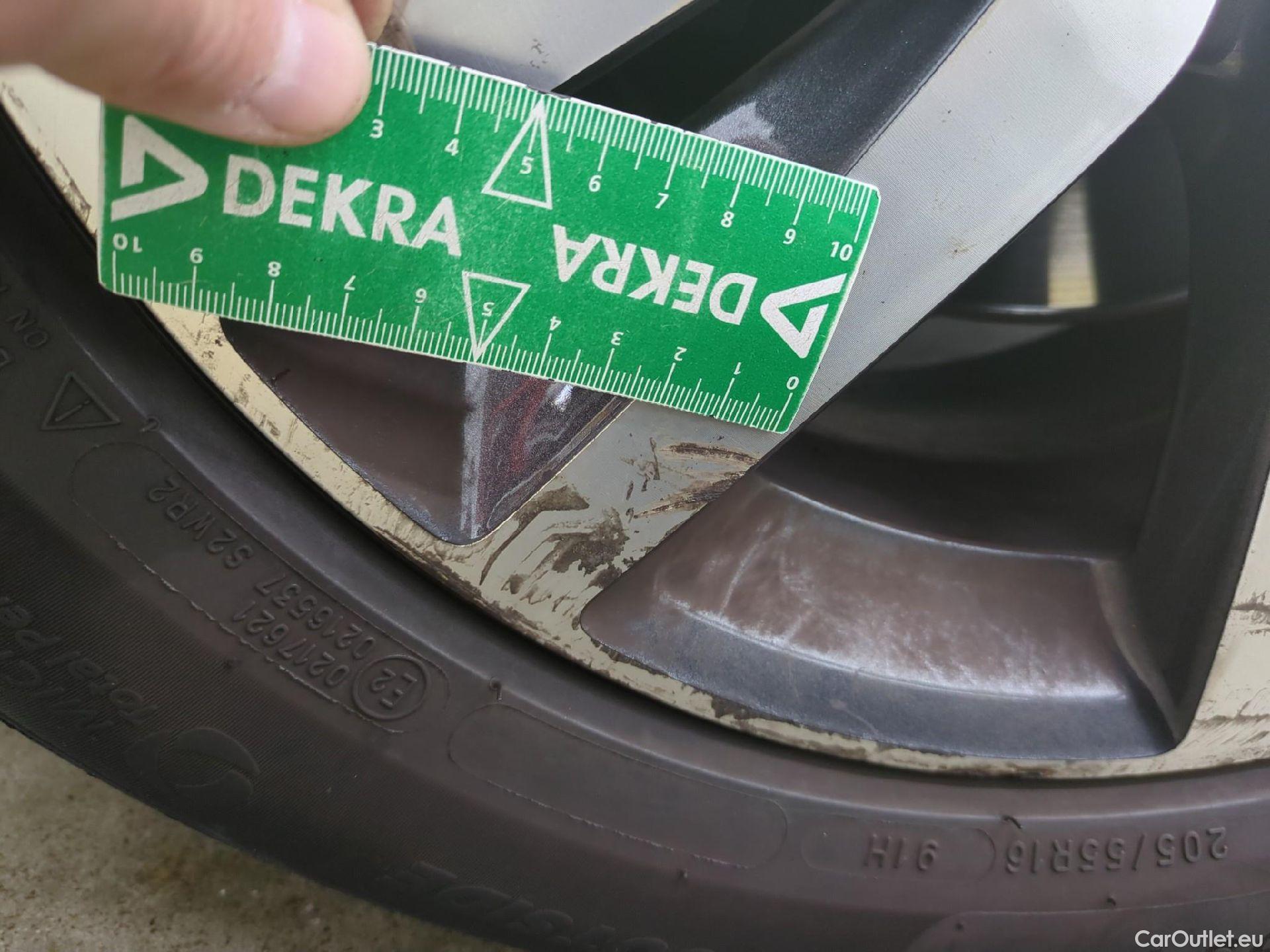  Peugeot  308  SW Allure 1.5 HDi 130CV BVM6 E6dT #2