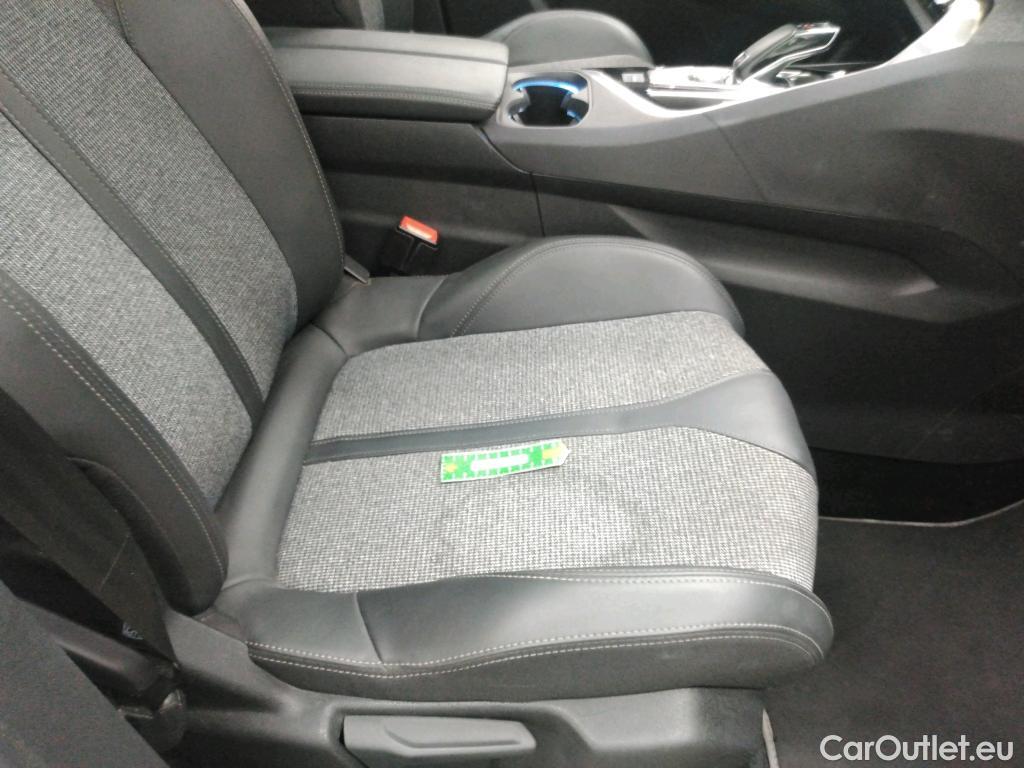  Peugeot  5008  Allure Business 1.5 HDi 130CV BVA8 E6d #17