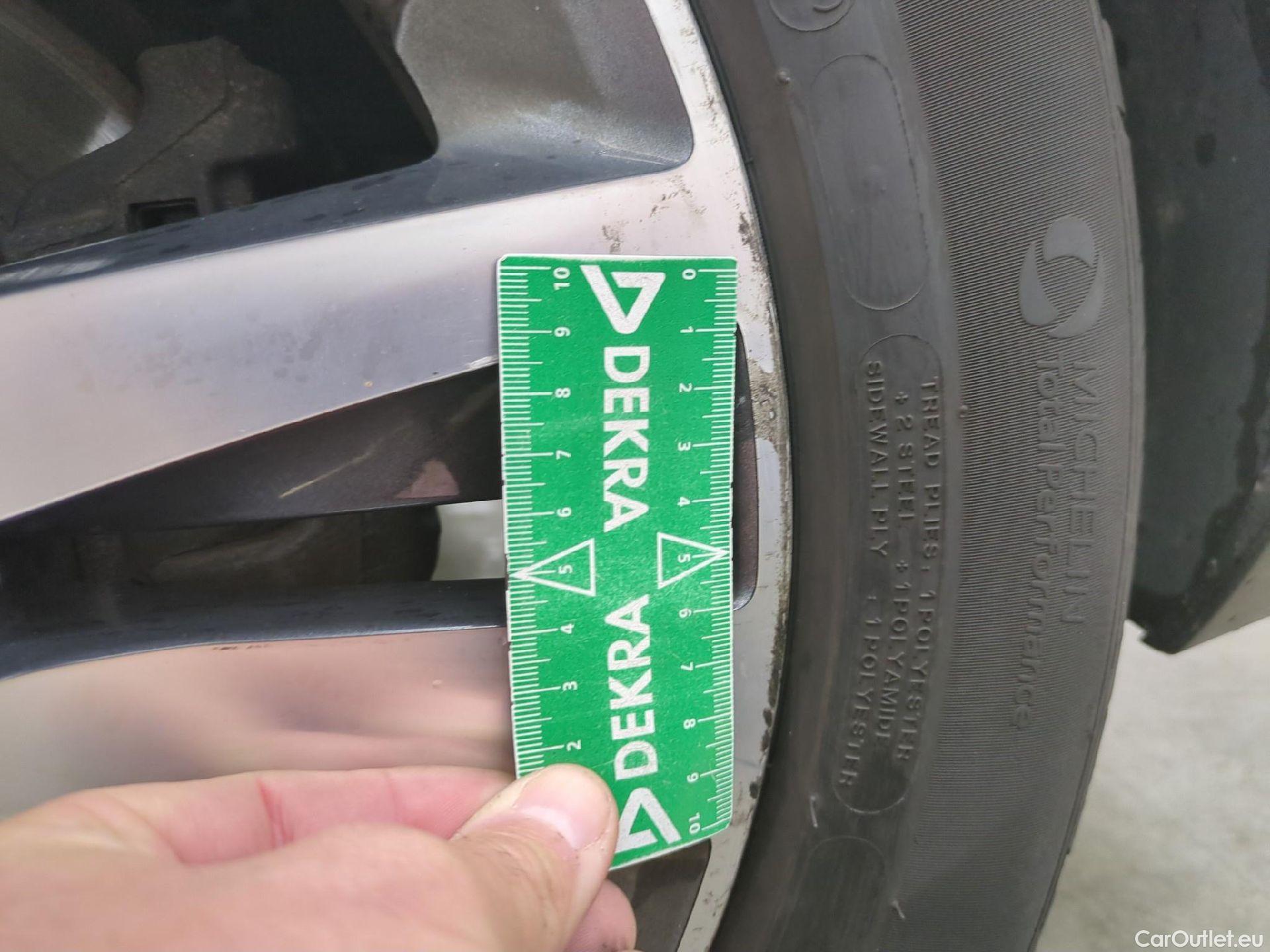  Peugeot  308  SW Allure 1.5 HDi 130CV BVM6 E6dT #21