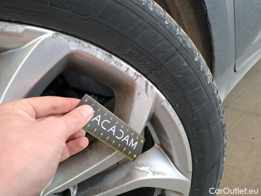  Renault  Scenic RENAULT Scénic 5p Monovolume Business Blue dCi 120 EDC #14