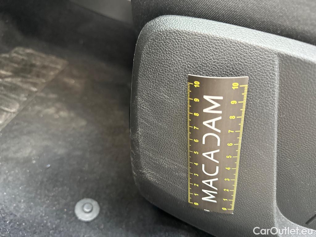  Renault  Captur RENAULT  5p Crossover Business TCe 90- 19 #10