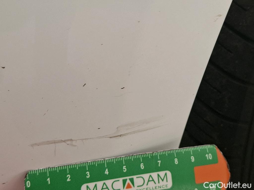  Toyota  Yaris TOYOTA  Hybride / 2017 / 5P / Berline 1.5 VVT-I HYBRID France Business #13