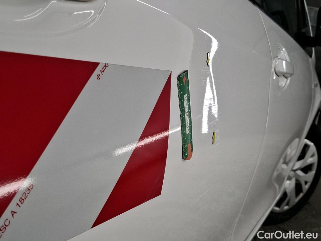  Toyota  Yaris TOYOTA  Hybride / 2017 / 5P / Berline 1.5 VVT-I HYBRID France Business #2