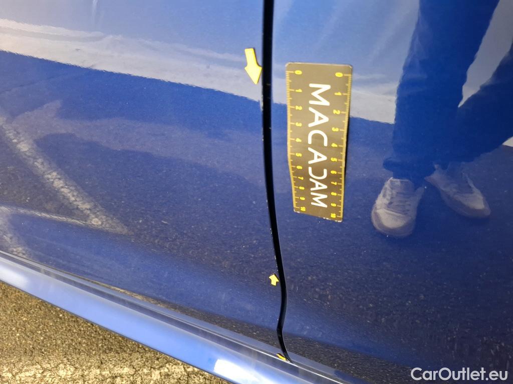  Toyota  Yaris TOYOTA  Hybride / 2019 / 5P / Berline Hybride 116h Dynamic Business Beyond Zer #9