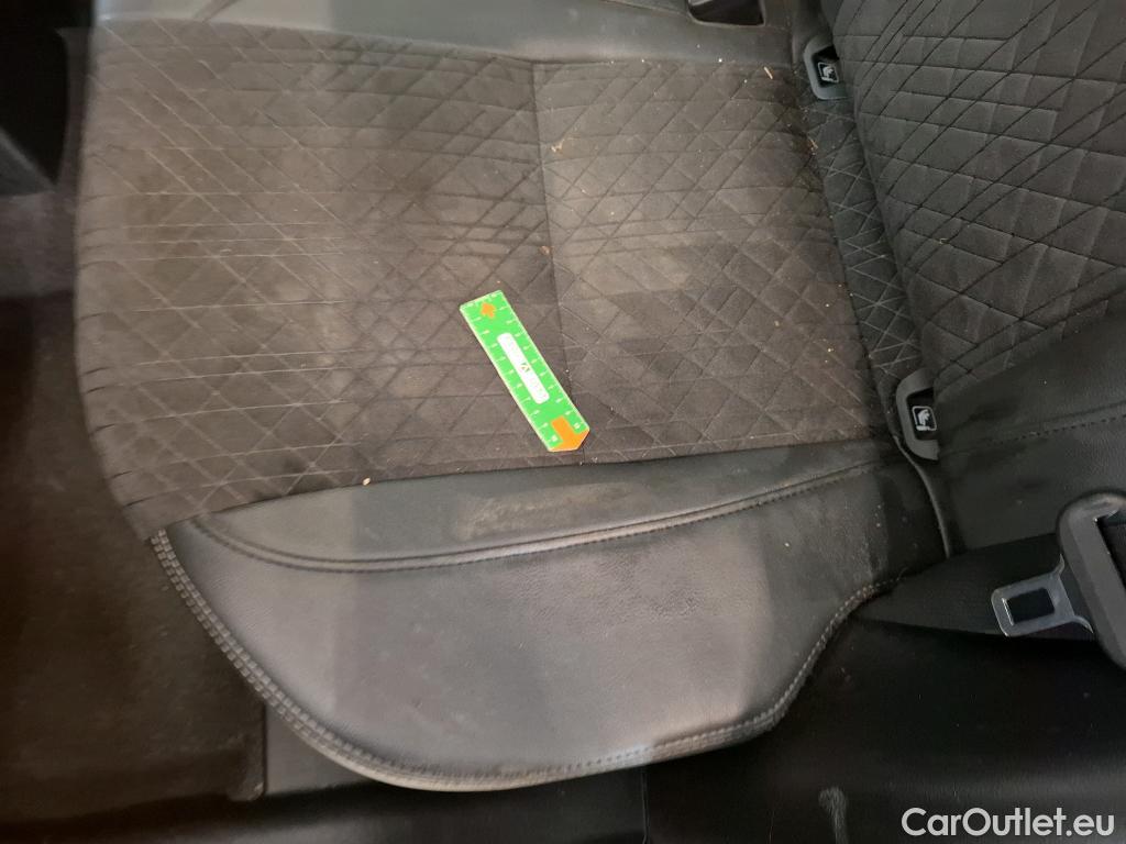  Land Rover  Discovery SUZUKI Vitara / 2015 / 5P / SUV 1.4 BOOSTERJET STYLE ALLGRIP AUTO 4WD #37