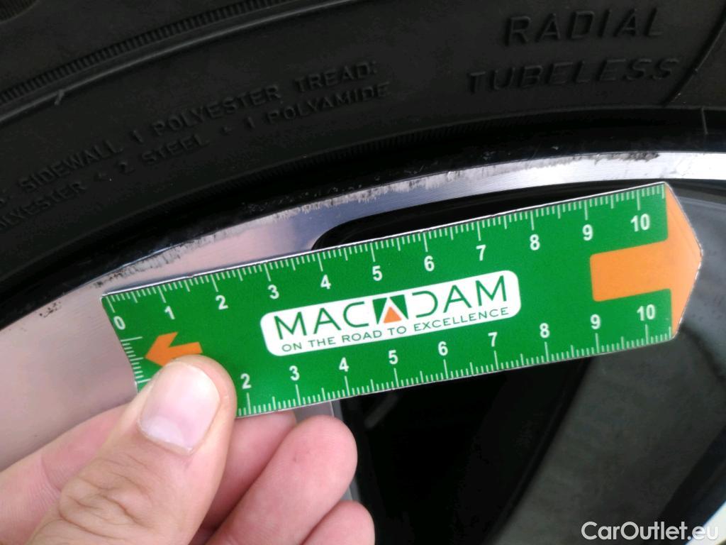  Volvo  XC 40 VOLVO XC40 / 2022 / 5P / SUV Recharge T4 211 DCT7 Plus #8