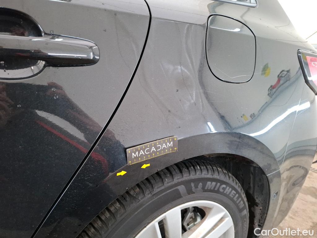  Toyota  Corolla TOYOTA  Touring Sports / 2018 / 5P / Break Hybride 122h Dynamic Business Beyond Zer #24