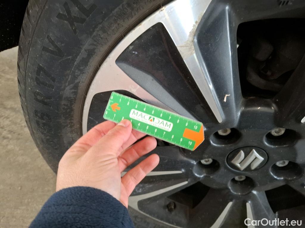  Land Rover  Discovery SUZUKI Vitara / 2015 / 5P / SUV 1.4 BOOSTERJET STYLE ALLGRIP AUTO 4WD #16