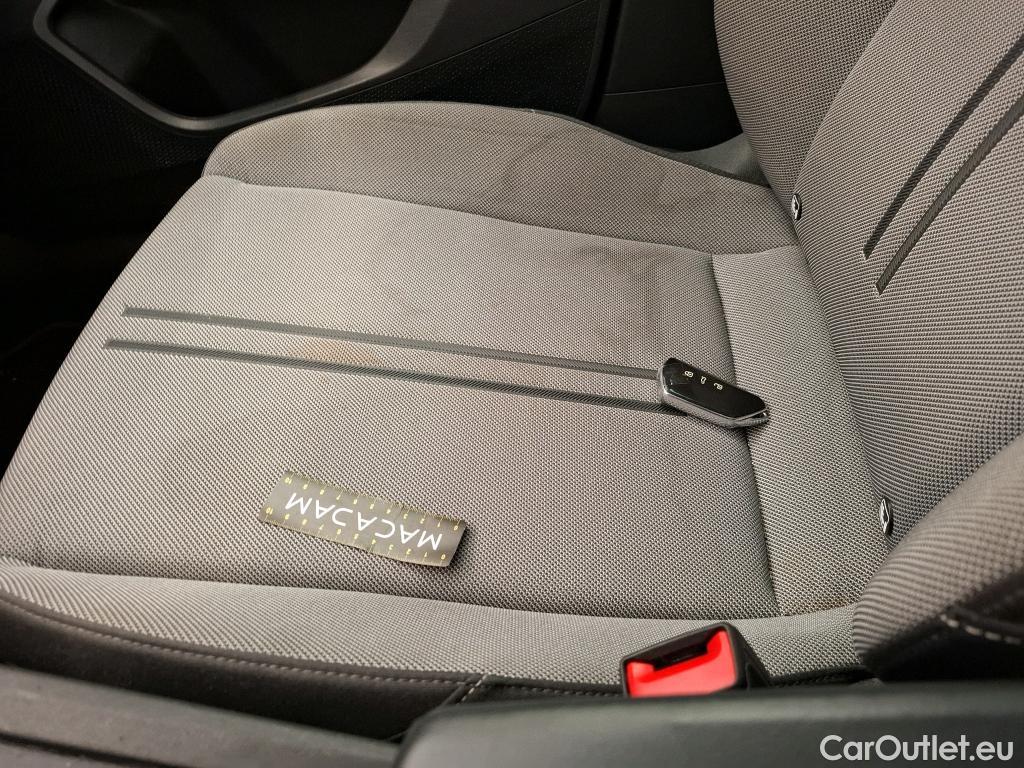  Seat  Leon SEAT  Sportstourer / 2020 / 5P / Break 2.0 TDI 150 DSG S&S Style Business #37