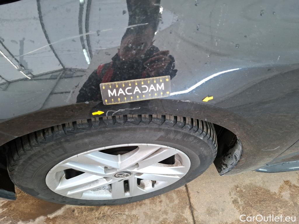  Toyota  Corolla TOYOTA  Touring Sports / 2018 / 5P / Break Hybride 122h Dynamic Business Beyond Zer #34