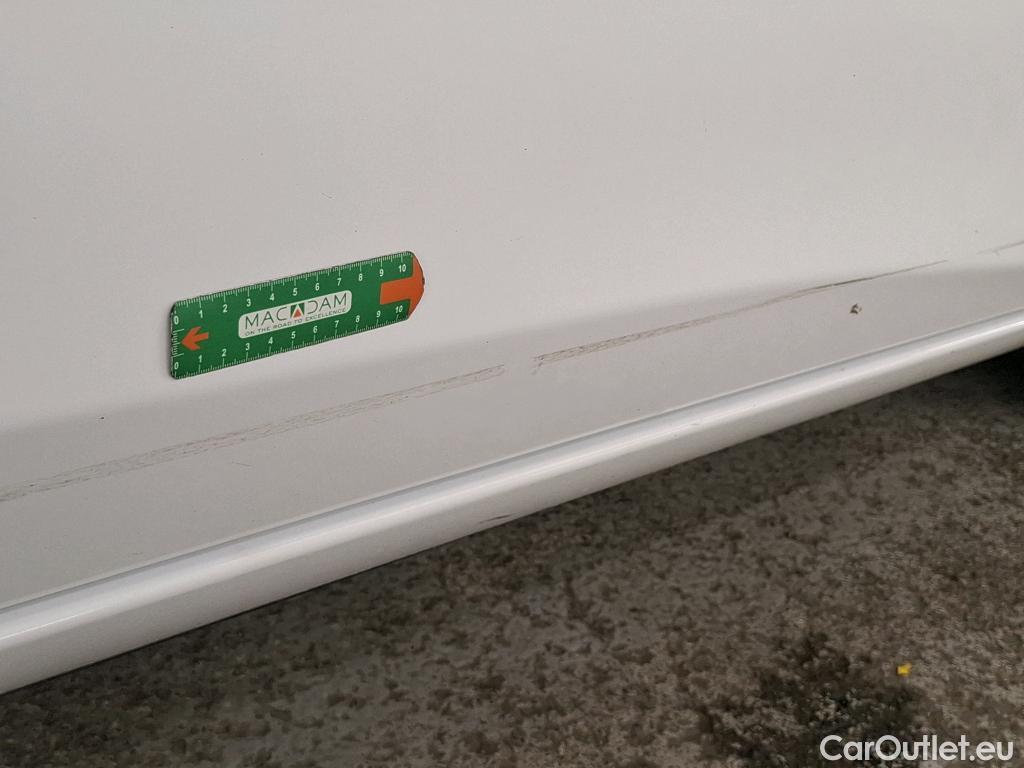  Toyota  Yaris TOYOTA  Hybride / 2017 / 5P / Berline 1.5 VVT-I HYBRID France Business #6