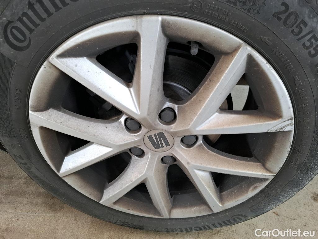  Seat  Leon SEAT  Sportstourer / 2020 / 5P / Break 2.0 TDI 150 DSG S&S Style Business #16